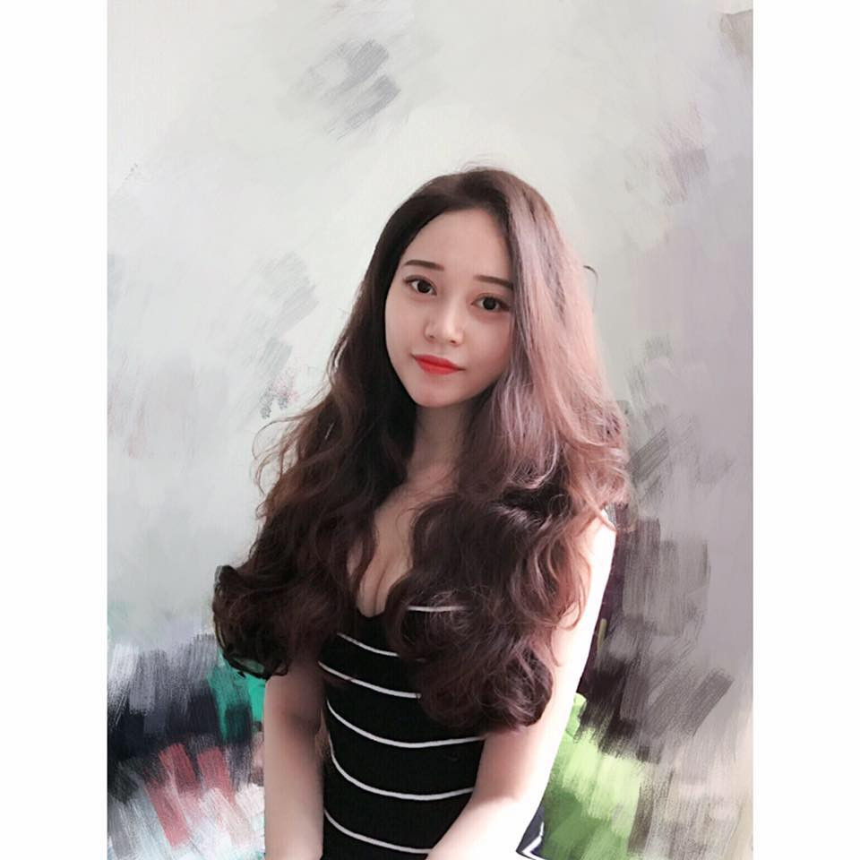 Sau khi bị “cắt ghép”, câu nói của Thư Anh Trần đã thành một câu nói khác: "ĐT Đức KHÔNG chuyển hóa bàn thắng thành cơ hội" khiến sự hiểu lầm trên trở thành chủ đề bàn tán sôi nổi trên MXH khiến hot girl này vô cùng bức xúc.