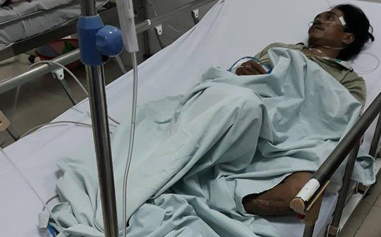 Ông BNướch Gieo đang điều trị tại bệnh viện