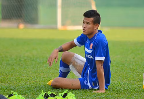 DT Viet Nam lai tiep nhan 4 benh binh moi