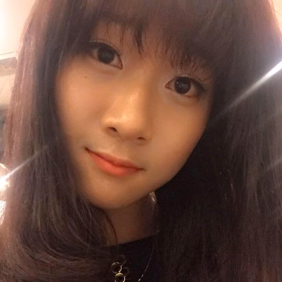 Không chỉ có các phóng viên tác nghiệp tại SEA Games nói về Tú Chinh mà danh tiếng của cô nàng này còn được người bản xứ biết tới, trên một quán nhậu vỉa hè gần khi SVĐ Bukit Jalil, một người bán hàng ăn cũng reo lớn khi thấy bóng dáng người Việt Nam đi qua rằng: "Oa! Việt Nam. Cô gái Việt Nam. Chạy rất nhanh. Thật đáng khâm phục!".