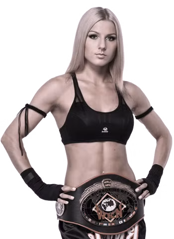 Ekaterina lên xe hoa cách đây 2 năm, dù bận rộn công việc gia đình nhưng cô võ sĩ xinh đẹp vẫn lên lịch và dành thời gian tập luyện khoa học.