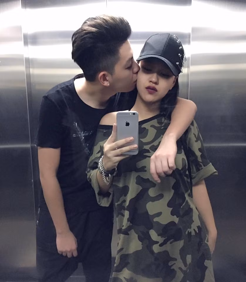 Không chỉ gây chú ý bằng tài năng chơi nhạc cực đỉnh cùng thân hình nuột nà, cô nàng sinh năm 1994 quê Điện Biên này còn khiến nhiều người ghen tỵ với mình khi khoe những khoảnh khắc ngọt ngào bên ông xã.
