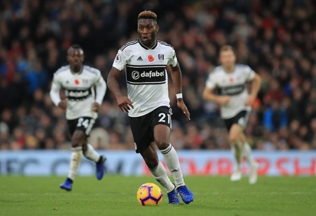 Hậu vệ Timothy Fosu-Mensah đang muốn rời Fulham để gia nhập một đội bóng khác nhằm muốn được ra sân thường xuyên.