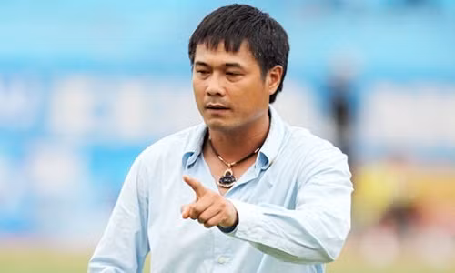 HLV Huu Thang nhan luong 200 trieu dong/thang khi len tuyen?