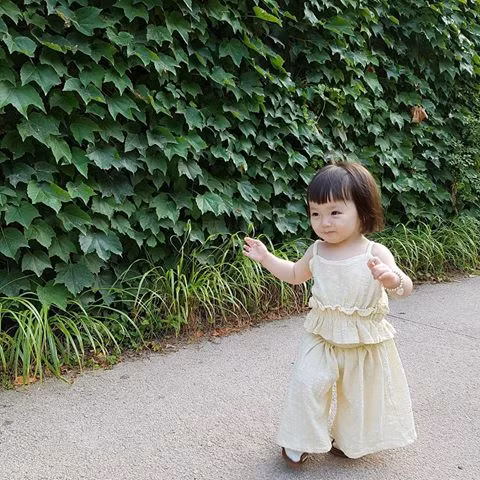 Dù mới chỉ xuất hiện ở trên mạng xã hội nhưng thiên thần nhỏ người Hàn Quốc đã thực sự trở thành hiện tượng mạng và có sức hút đặc biệt với công chúng.