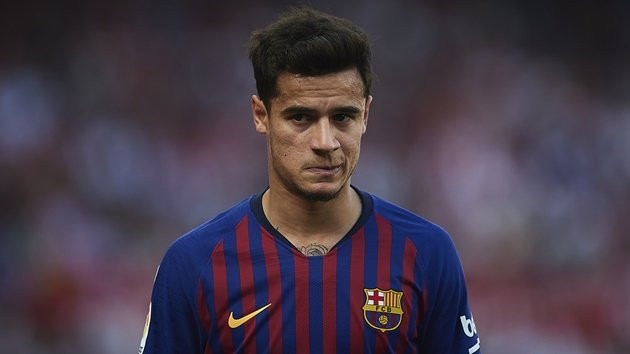  Chuyển nhượng bóng đá mới nhất từ The Sun, Coutinho lần đầu tiên bỏ ngỏ khả năng rời Barca, điều này khiến MU cảm thấy không vui khi thời gian qua họ liên tục giằng co để có cầu thủ này.