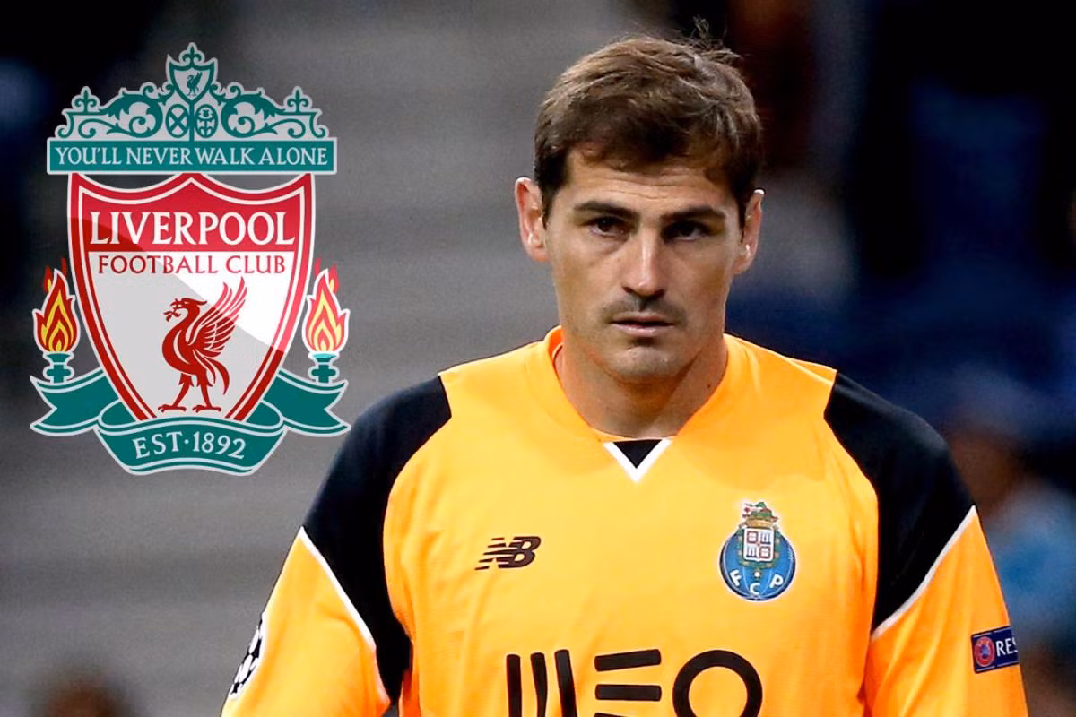 Liverpool muốn có Casillas: Theo những thông tin từ trang AS, Liverpool đã có những buổi đàm phán với phía đại diện của thủ thành Iker Casillas. Ngoài Liverpool, hiện một vài đội bóng tại Qatar, Thổ Nhĩ Kỳ và đặc biệt là Trung Quốc đều đang rất có hứng thú với tài năng của huyền thoại Real Madrid. Ảnh: AS
