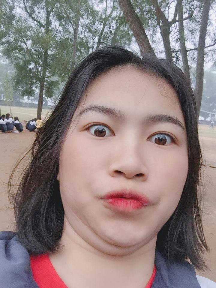 Combo mặt nọng + mai ngố = auto dễ thương và không đụng hàng. Nhìn một lần là ấn tượng mãi không quên.