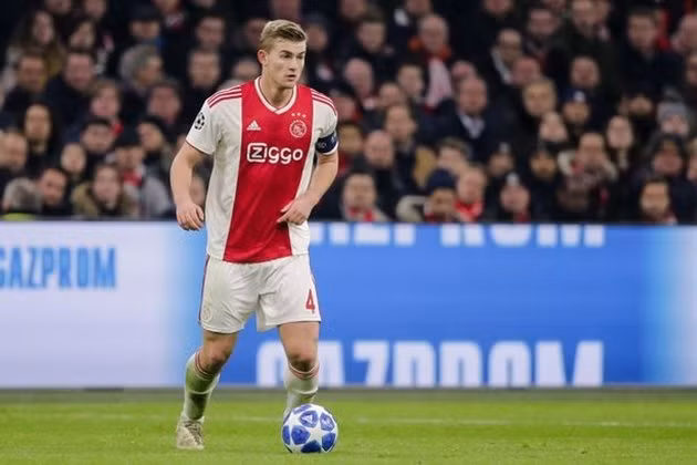 Chuyển nhượng cầu thủ từ Calciomercato, De Ligt đang có ý định gia nhập Barcelona nhưng Juventus vẫn chưa từ bỏ thương vụ này.
