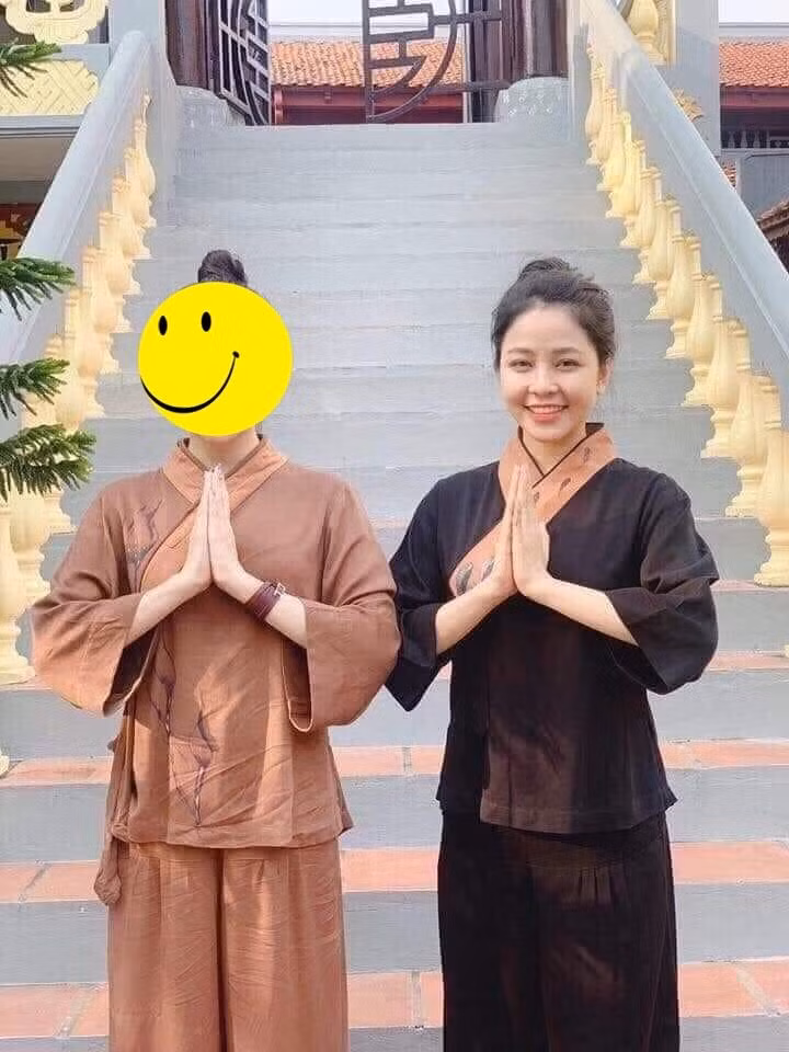 Sau khi lo clip nong, cuoc song cua hot girl Tram Anh gio ra sao?