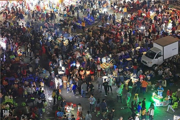 Chứng kiến cảnh tượng Đà Lạt "thất thủ" này nhiều dân mạng cho biết cảm giác thấy sợ hãi khi thấy sự đông đúc này. Một Đà Lạt nổi tiếng là thơ mộng và nên thơ giờ quá ồn ào.