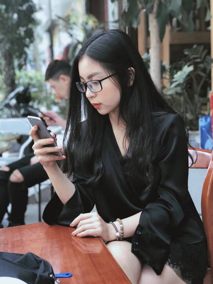 Có lẽ, không chỉ riêng Quang Hải mà người bạn trai nào khi nhìn thấy sự thay đổi của bạn gái cũng sẽ có phản ứng tương tự.