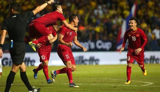 HLV Park Hang-seo: “Chung toi tu hao vi thang Thai Lan ngay tren san khach“