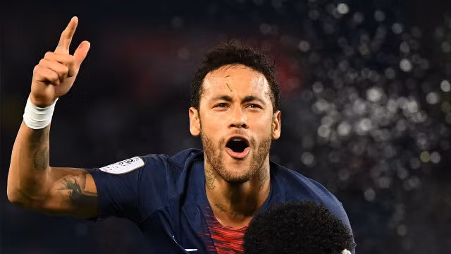  Chuyển nhượng cầu thủ từ Evening Standard sau khi trở về từ Paris, Jordi Bordas - CEO của Barcelona cho biết thương vụ Neymar ở rất gần.