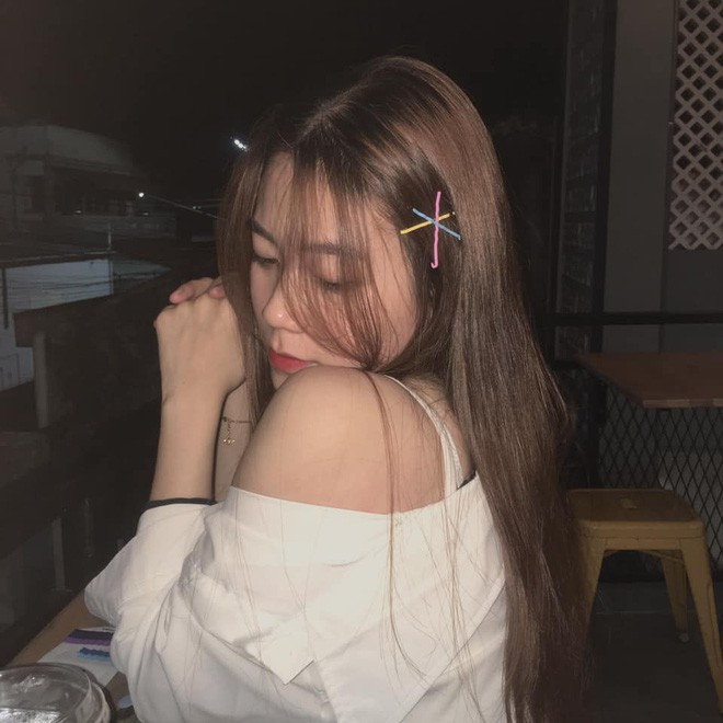 Với Thiên Di, PTTM không xấu vì con gái ai cũng quyền làm đẹp, chỉ cần không lạm dụng quá là được. Còn ở phần mình, cô bạn này cảm thấy may mắn vì ba mẹ đã cho mình một hình hài không đến nỗi tệ.