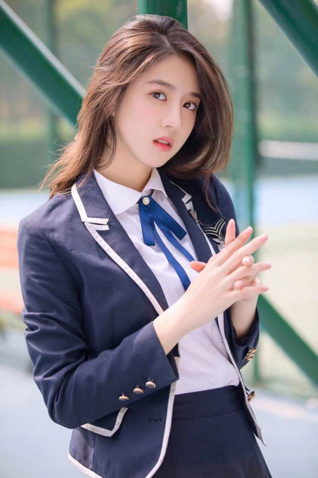 Nhan sac don tim cua “hot girl qua tao” tung quang cao cho Apple