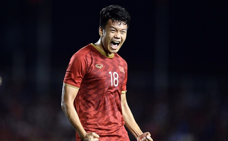 Tuy nhiên, với nỗ lực hết mình, U22 Việt Nam cuối cùng cũng có bàn thắng gỡ hòa do công của Thành Chung trước khi Hoàng Đức "nã đại bác" toang lưới thủ thành Nadeo ấn định chiến thắng 2-1