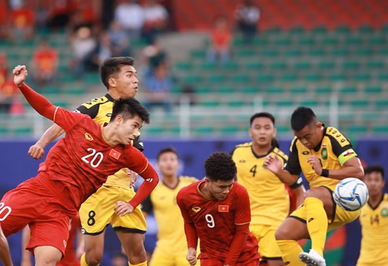 U22 Việt Nam nằm ở bảng B môn bóng đá Nam SEA Game 30 cùng với 2 đối thủ Brunei, Lào, Indonesia, Singapore và đặc biệt là đại kình địch Thái Lan. Ở trận đấu mở màn, thầy trò HLV Park Hang-seo có chiến thắng 6-0 trước U22 Brunei để thị uy.