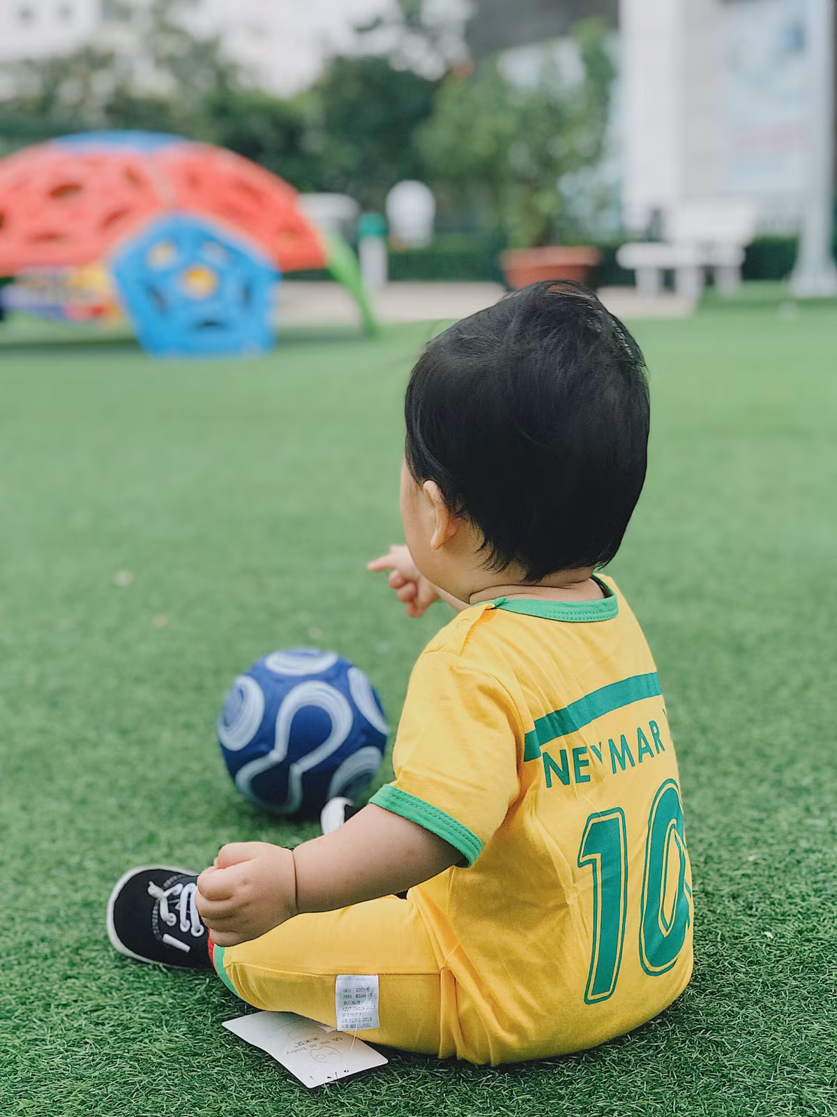 Những bức ảnh của "nhóc tỳ" hóa thân thành các siêu sao World Cup đang gây sốt trên mạng xã hội.
