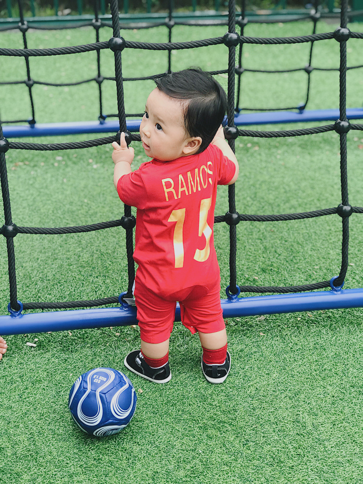 Dù mới chỉ 10 tháng tuổi những Thiên Khôi được đã được bố mẹ đưa đến những nơi mà nhiều bạn trẻ mơ ước được tới như Nhật Bản, Đài Loan và trong tương lai sẽ còn nhiều quốc gia khác.