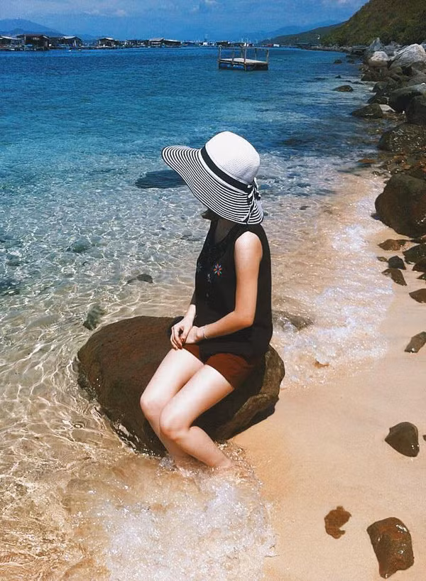 Selfie đã làm mưa làm gió trong giới trẻ nói chung và cộng đồng mạng nói riêng trong thời gian dài vừa qua. Thế nhưng, thời gian gần đây kiểu chụp ảnh này có phần trở thành thoái trào khi xuất hiện một đối thủ đáng gờm.