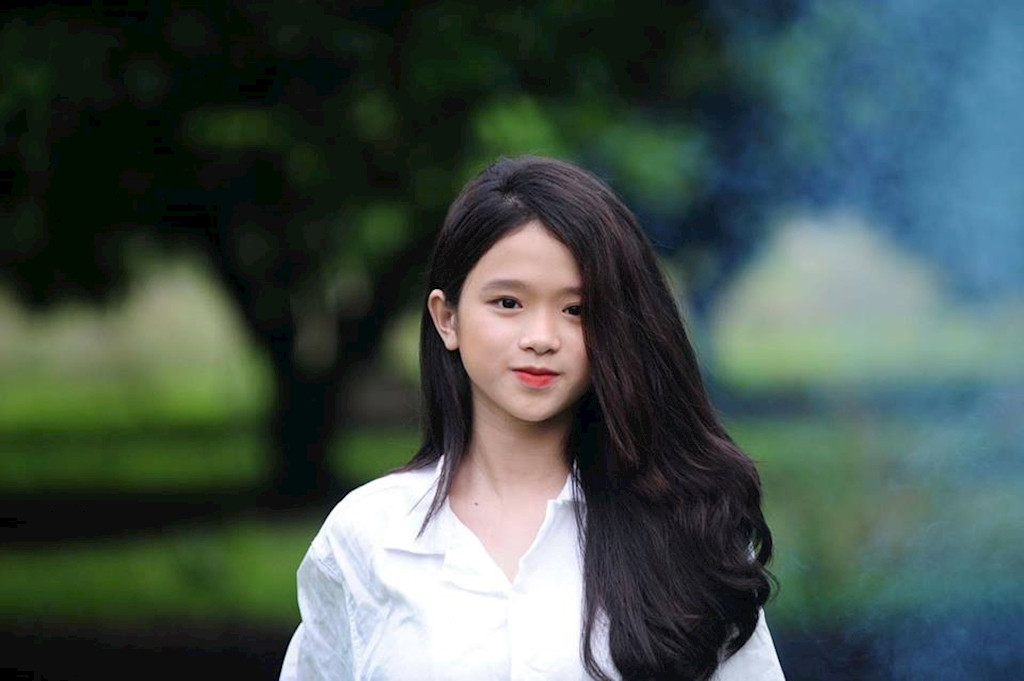 Hiện tại, Linh Ka đang tập trung vào việc học của năm cuối cấp. Bên cạnh