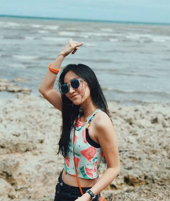 Sau khi chứng kiến nhan sắc của cô bạn người Philippines - Sasha nhiều người không ngần ngại gọi cô là Hoa Mộc Lan phiên bản hiện đại.