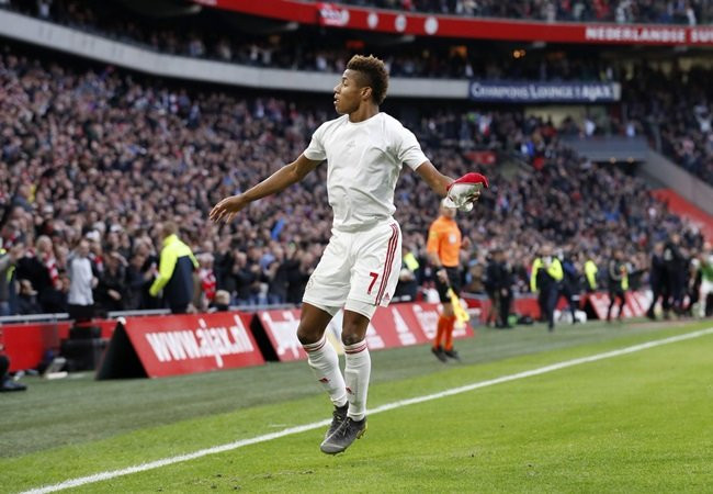 Chuyển nhượng cầu thủ từ The Sun, Liverpool đã lên kế hoạch chiêu mộ tiền vệ David Nerez từ CLB Hà Lan trong phiên chợ Hè 2019.