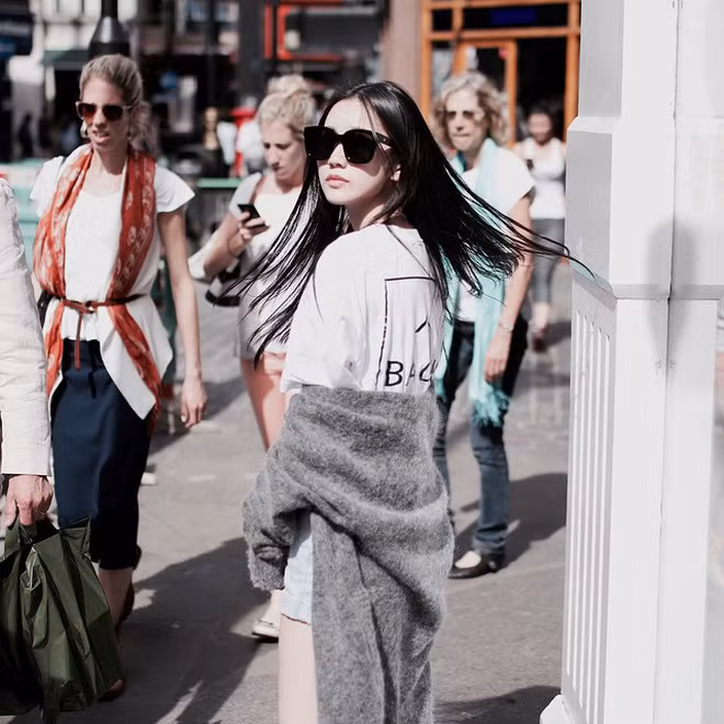 Một chút tiếc nuối là Qshere đã có bạn trai rồi, bạn trai của cô cũng đẹp trai đúng chuẩn soái ca.