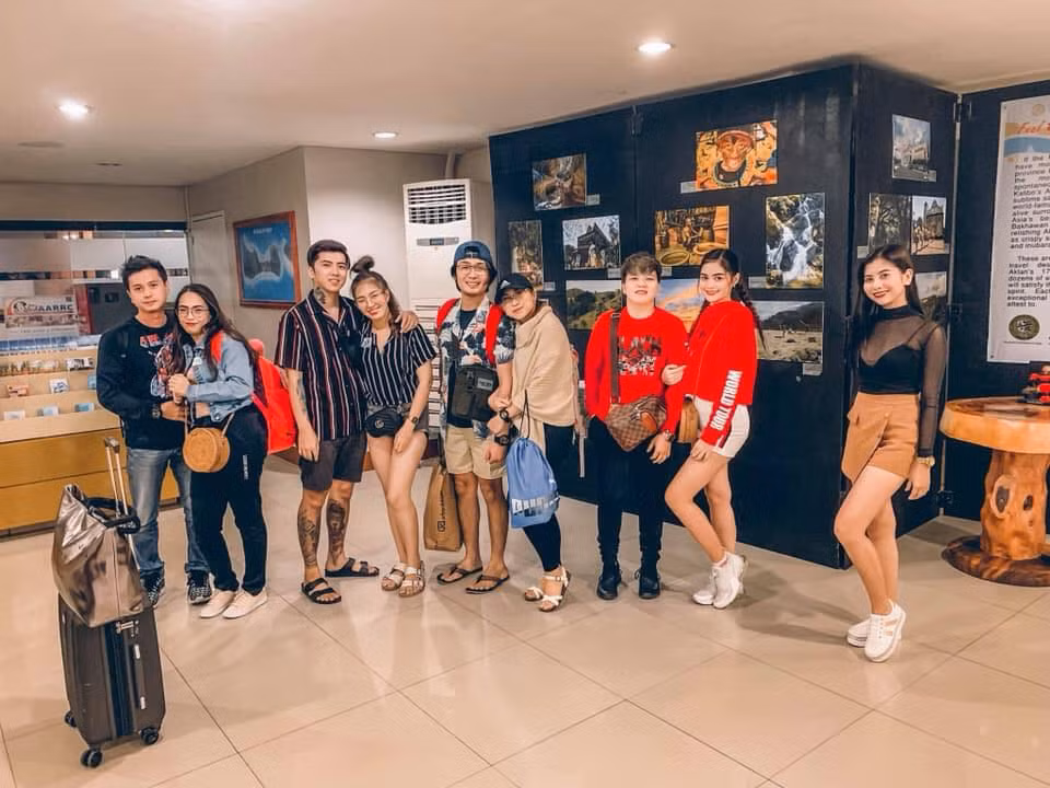 Chia sẻ về bộ ảnh này của mình, nickname Thương Thỏ có viết: "Thực chất cũng không có gì đáng nói. Chỉ muốn nói là vẫn HƠI ỔN".