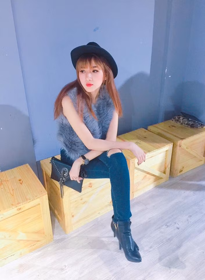 Hiện tại, Hoàng Quyên là một diễn viên trẻ đầy tài năng khi từng tham gia các bộ phim hay như: sitcom Mad Love, diễn xuất trong một số MV ca nhạc, kênh Ghiền Mì Gõ và trước đó là vai Linh Nhi trong bộ phim truyền hình đình đám mang tên Trái Cấm.