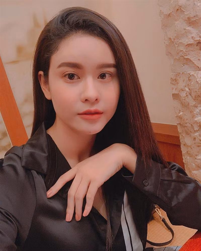 Trương Quỳnh Anh than vãn mệt và đói