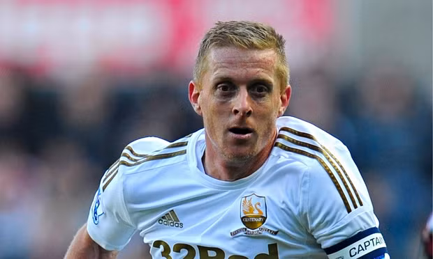 Mùa giải 2007/2008, Garry Monk cùng với thiên nga đen giành chức vô địch giải Football League One.