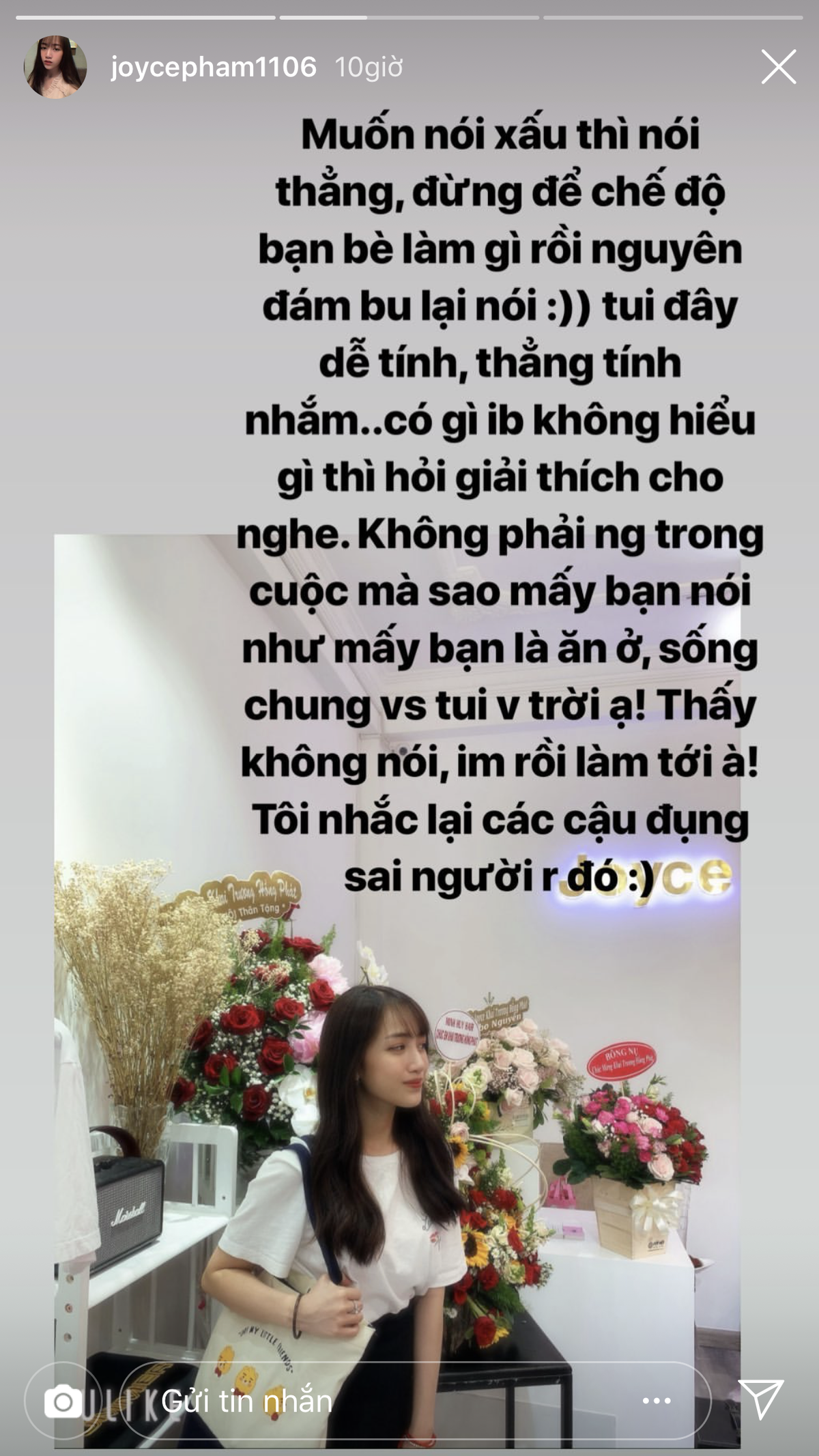 Cũng theo những dòng trạng thái của con gái doanh nhân Minh Nhựa, trong số những người được cho là nói xấu Minh Anh dạo gần đây còn có cả người yêu cũ.