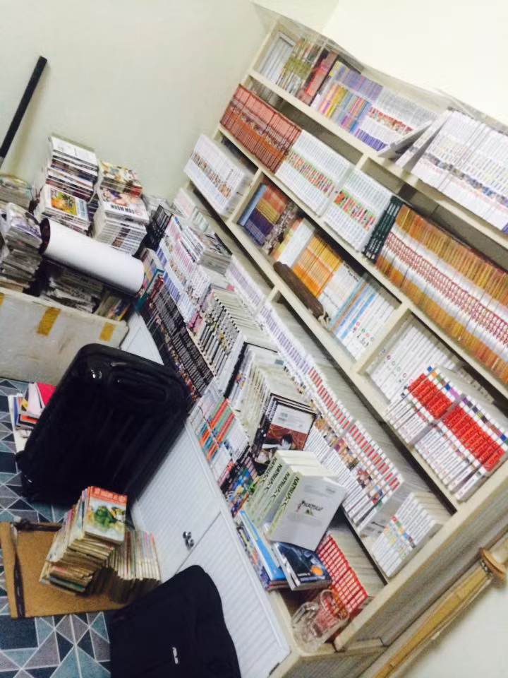 Rõ ràng là trong ký ức tuổi thơ của mỗi người, ai cũng đều có cho mình một kỷ niệm, một món đồ yêu thích đáng nhớ và truyện tranh là thứ khó có thể thiếu được.