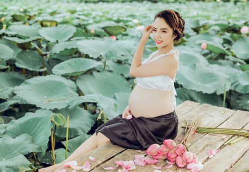 Dù đang ở thai kì nhưng chị Hải Yến vẫn thể hiện nhan sắc khá mặn mà.