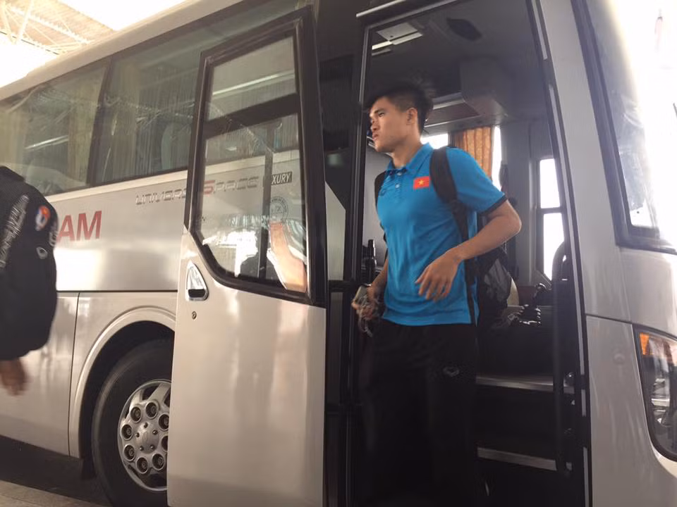 Việc được bay thẳng từ Hà Nội tới Bacolod sẽ giúp các cầu thủ ĐT Việt Nam đảm bảo thể lực và không phải mất tới 16 tiếng với 3 chuyến bay như trước đây.