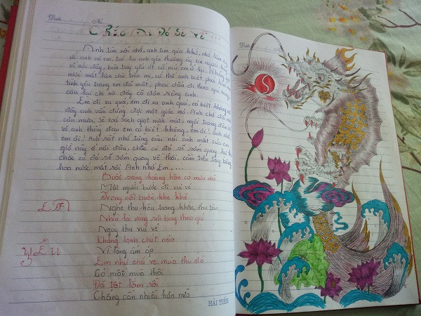 Không chỉ giữ thói quen viết nhật ký mà Shing Tc còn gây ấn tượng bằng những nét chữ nắn nót và nét vẽ chỉn chu.