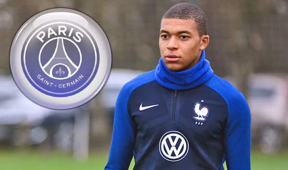 Mbappe sẽ tới PSG: Theo L’Equipes, một số cầu thủ của Monaco đã tiết lộ thông tin cho rằng Kylian Mbappe đã được bán cho PSG. Đây cũng là thông tin được nhiều tờ báo Pháp tiết lộ trước đó. Ảnh: L’Equipes