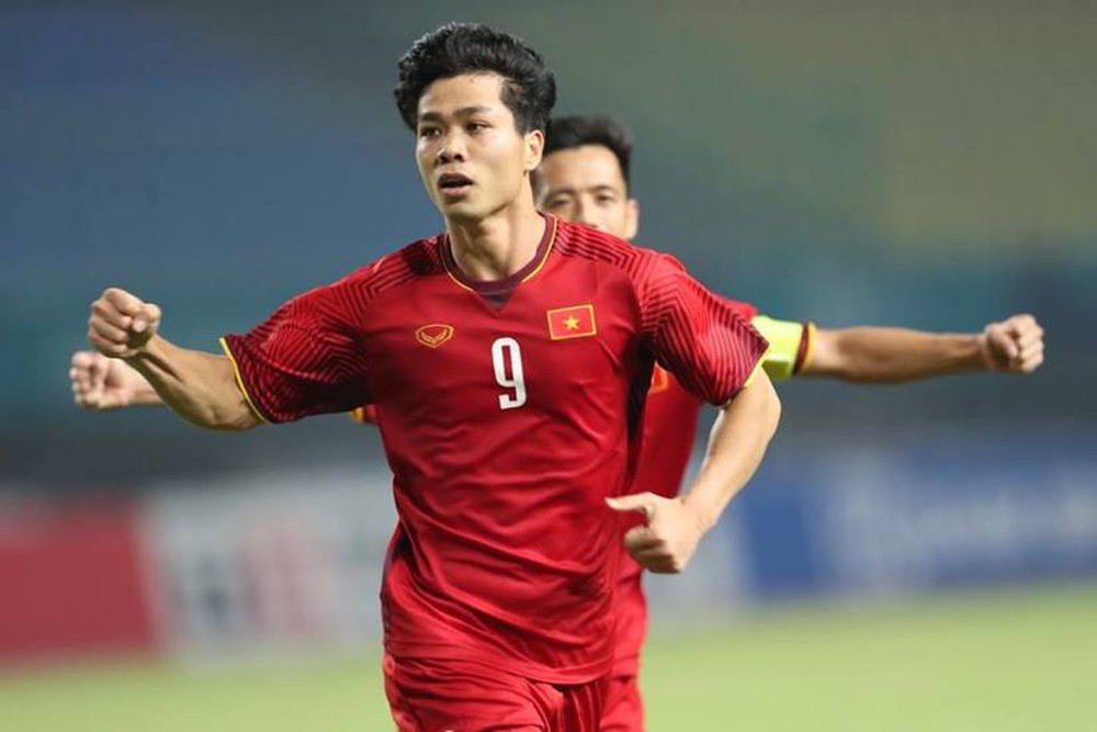 NHM bóng đá Việt Nam đã không còn thấy những tình huống Công Phượng đi bóng "đâm sầm" vào hàng phòng ngự đối phương nữa thay vào đó anh thường xuyên di chuyển hay có những đường phối hợp cực tốt với các đồng đội để đem về bàn thắng cho ĐTQG Việt Nam.