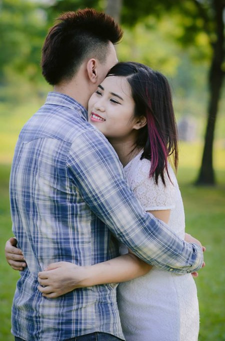 Trước khi mái tóc sắp sửa rụng dần, cơ thể biến dạng do cơn bạo bệnh, Trang đã quyết định thực hiện bộ ảnh lưu giữ tuổi thanh xuân. Với Trang, đó sẽ là những bức ảnh quý giá, nhắc nhở cô về một thời tuổi trẻ sôi động, rạng ngời.