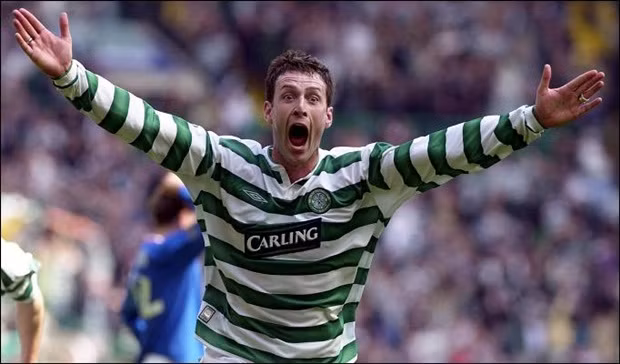 Chris Sutton (13 giây – trận Blackburn 1-0 Everton, năm 1995).