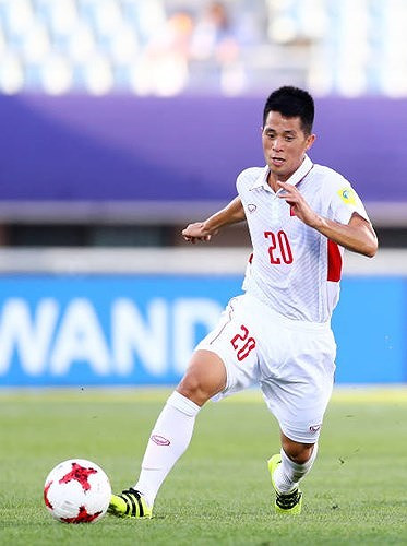 Giữ vị trí trung vệ của Olympic Việt Nam trong trận đấu với Bahrain có thể là Đình Trọng. Dù trong buổi tập trước trận cầu thủ này đã bị căng cơ.