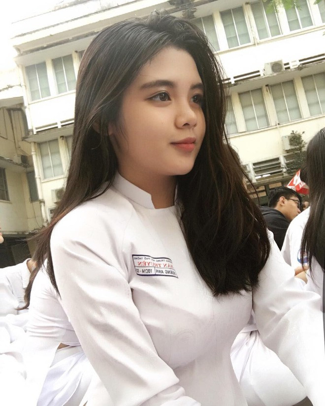 Thậm chí, theo nhiều người, ở một số góc chụp, Hoàng Anh còn trông rất Tây.