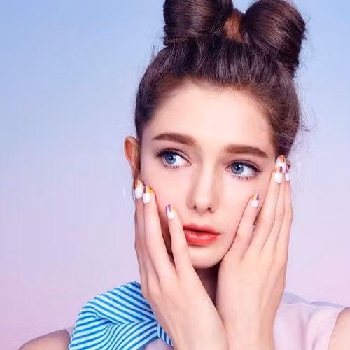 Chỉ với vài giây ngắn ngủi trong đoạn clip, Savanna đã “đánh gục” người xem với vẻ đẹp siêu thực và khí chất thần tiên siêu đỉnh của mình.