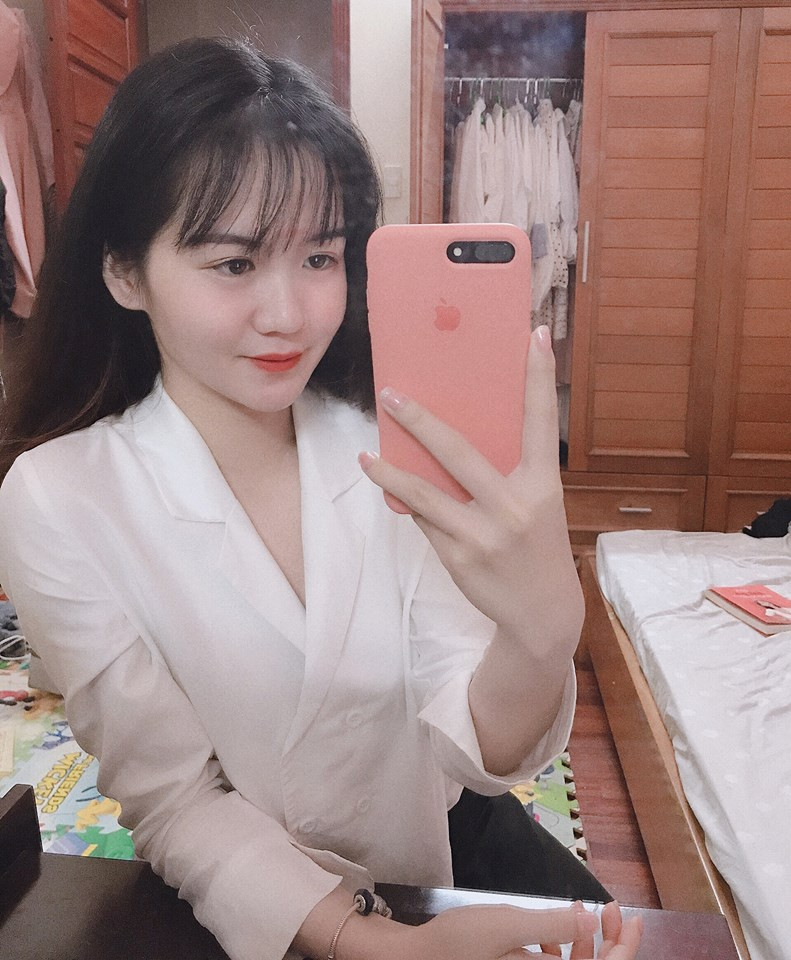 Bên cạnh đó, đáng nói hơn, một số người còn nghĩ rằng Tùng đã chuyển giới thành công để sở hữu thân hình xinh đẹp của nữ giới này.