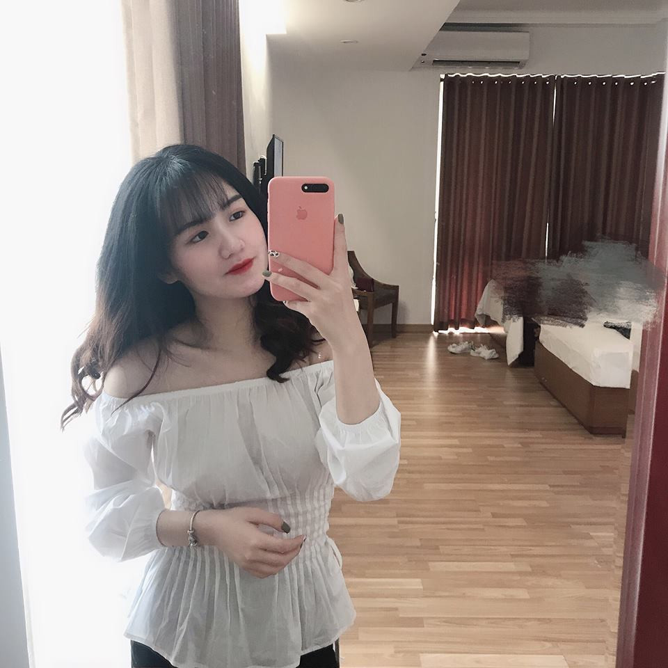 Cuộc sống muôn màu, chắc hẳn, không chỉ mình Thanh Tùng chịu cảnh tên họ một đằng, giới tính một nẻo như cô nàng này.