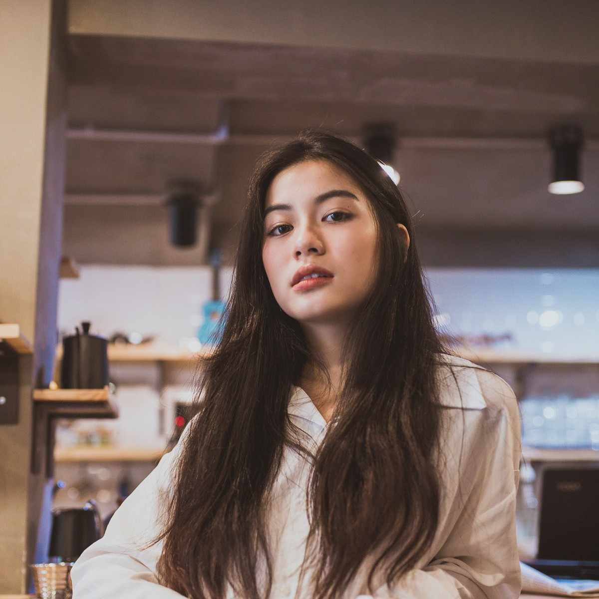 Dù nhận được khá nhiều lời mời nhưng Vi Nguyễn cho biết mình chưa có ý định lấn sân sang khác hoạt động nghệ thuật khác trong thời gian sắp tới.