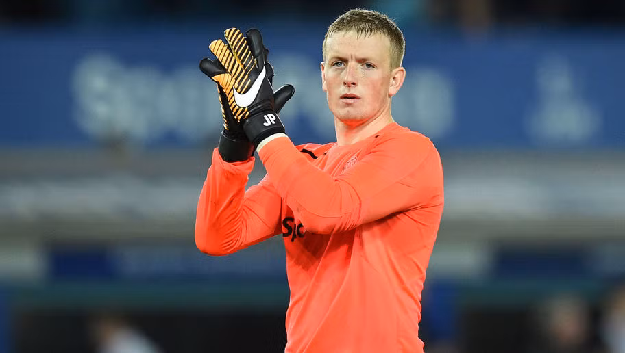 M.U xem Jordan Pickford là ứng viên để thay thế David De Gea, người bị mê hoặc bởi Real Madrid.
