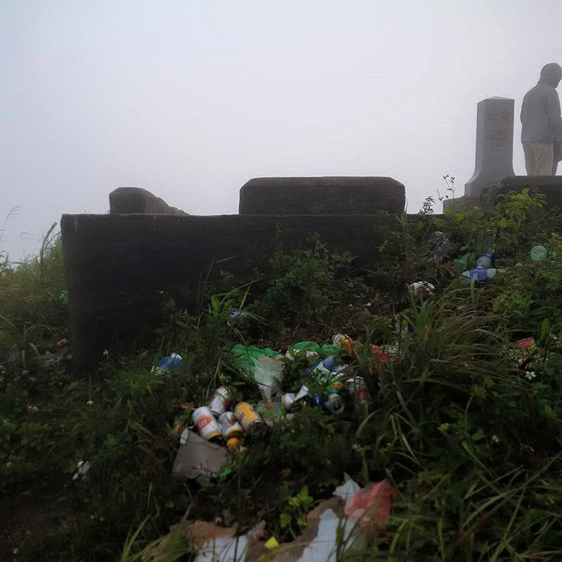 Dân mạng ngán ngẩm với điểm du lịch Bình Liêu ngập ngụa rác Dan mang ngan ngam voi diem du lich Binh Lieu ngap ngua rac